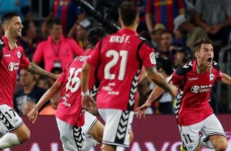 Alaves doma hostí Granadu Alaves doma hostí Granadu
