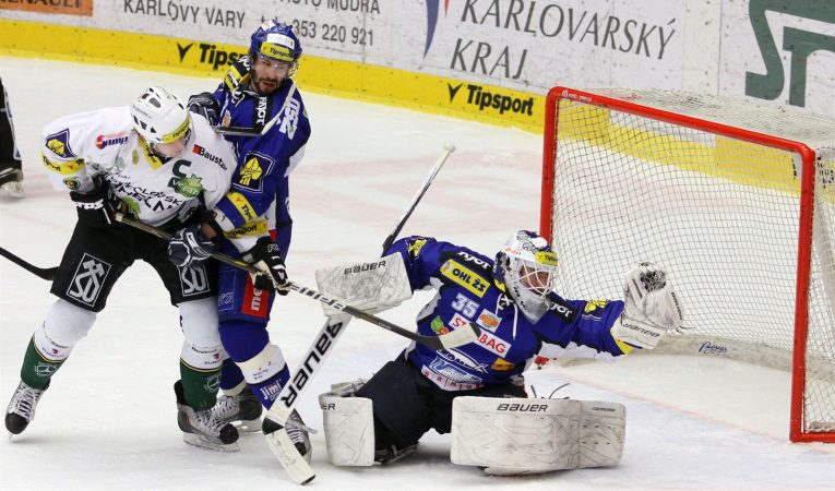Karlovarská Energie na domácím hřišti uhasí záři Komety