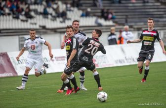 Bude pokračovat Šilhavého krasojízda? Slavia jede do Hradce Bude pokračovat Šilhavého krasojízda? Slavia jede do Hradce