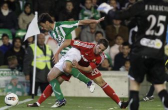 Real Betis zajíždí do Osasuny Real Betis zajíždí do Osasuny