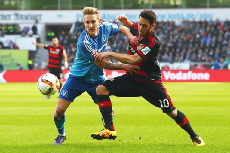Předposlední HSV hostí Leverkusen ze středu tabulky