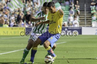 Las Palmas na svém stadionu s Realem Betis Sevilla Las Palmas na svém stadionu s Realem Betis Sevilla