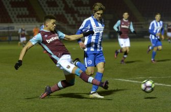 Kladiváři se v pátek na svém Olympijském stadionu postaví Brightonu Kladiváři se v pátek na svém Olympijském stadionu postaví Brightonu