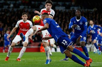 Trápící se Everton přivítá Kanonýry z Londýna Trápící se Everton přivítá Kanonýry z Londýna