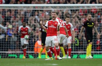 Manchester City se doma pokusí rozdrtit i Arsenal Manchester City se doma pokusí rozdrtit i Arsenal
