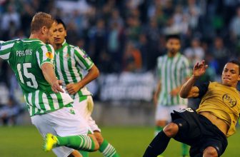 Předposlední Malaga se v pondělí utká s Realem Betis Předposlední Malaga se v pondělí utká s Realem Betis