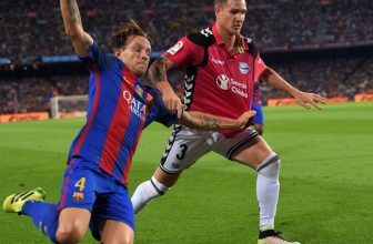 První Barcelona je v duelu s Alavesem obrovským favoritem První Barcelona je v duelu s Alavesem obrovským favoritem