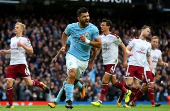 Burnley letos soupeří s těmi nejlepšími, ale City asi budou příliš velký oříšek Burnley letos soupeří s těmi nejlepšími, ale City asi budou příliš velký oříšek