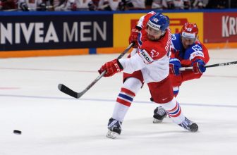 Rusko vs. Česko: Kdo si vybojuje šanci hrát o zlatou medaili? Rusko vs. Česko: Kdo si vybojuje šanci hrát o zlatou medaili?