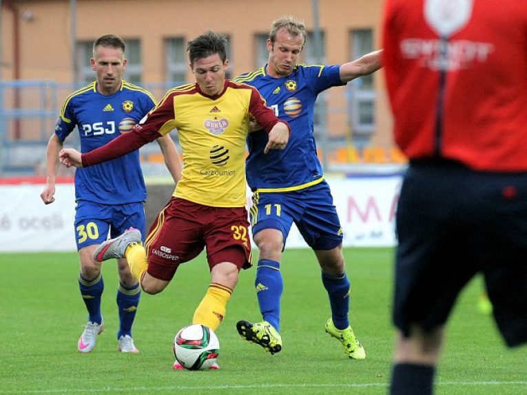 Dukla vs Jihlava: Vysočina zaskočila Slavii i Plzeň, prodlouží sérii?