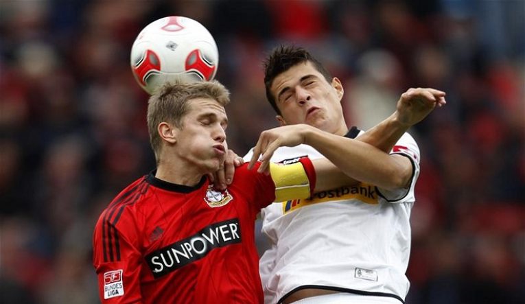 Leverkusen hostí Mönchengladbach: Kdo se přiblíží pohárům?