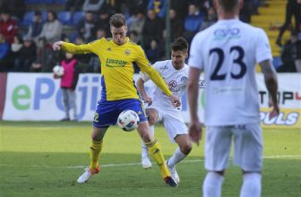 Moravské derby Slovácko-Zlín: Který z týmů si zajistí záchranu? Moravské derby Slovácko-Zlín: Který z týmů si zajistí záchranu?