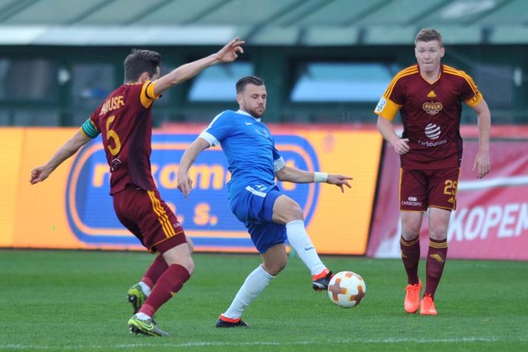 Dukla-Liberec: Pomůže nový trenér Skuhravý Pražanům k prvním bodům?