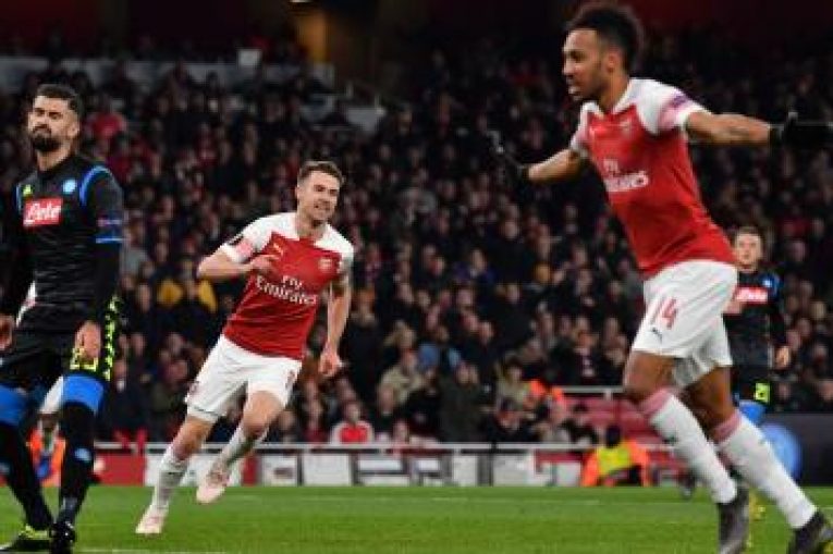 Neapol - Arsenal