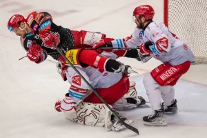 Třinec se ve středu utká s citelně oslabeným Mountfieldem HK