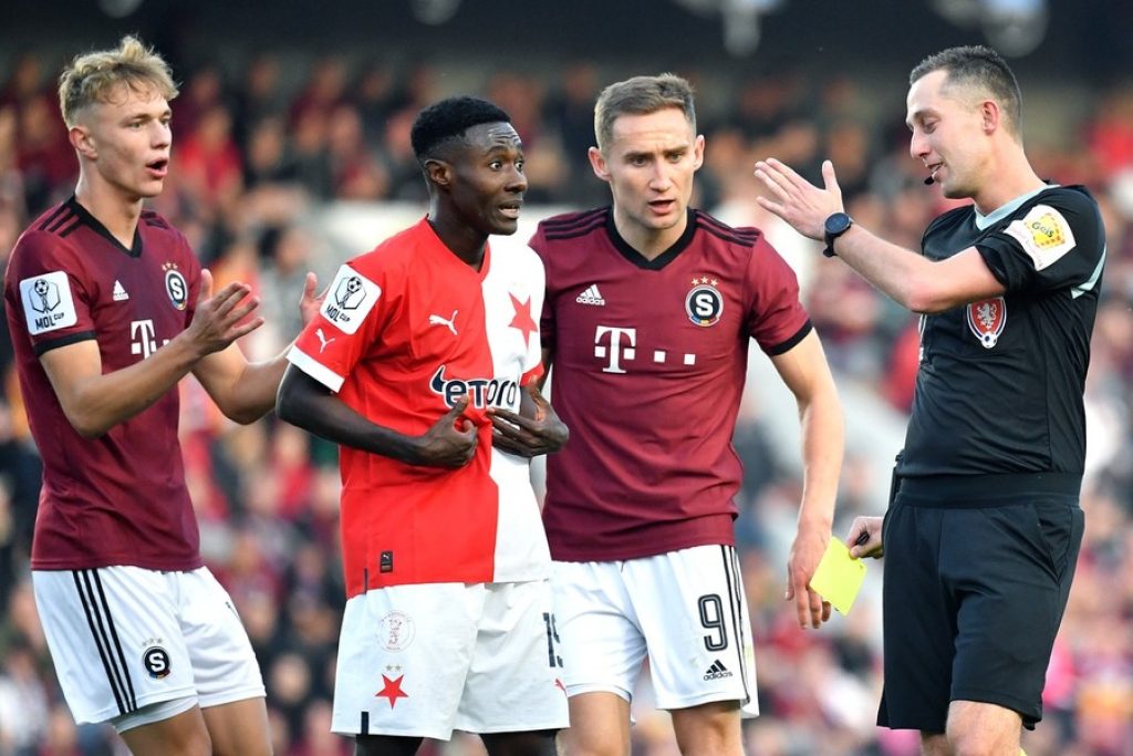 Rozhodne sobotní 307. derby Sparta-Slavia o titulu?