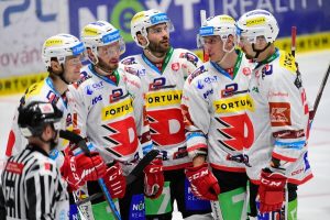 Plzeň ve 37. kole prověří Pardubice