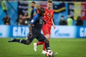 Belgie by chtěla doma porazit Francii a předskočit ji ve Skupině A2