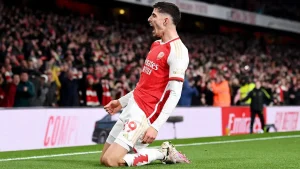Arsenal se snaží udržel tlak na první Liverpool, ve středu na Brentfordu nesmí zaváhat