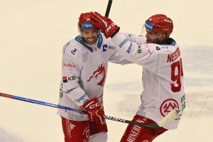 Třinec v krizi, vzdálí se baráži po utkání s Karlovými Vary?