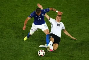 Německo bude v odvetě s Itálií hájit těsný náskok z úvodního duelu!