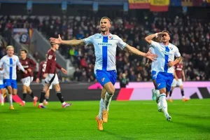 Chachaři v bitvě o 2. flek vyzvou trápící se Spartu!