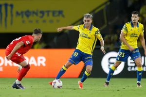 Sevilla je ve velké krizi, na šestnáctém místě vítá devatenácté Las Palmas