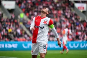 Za obhajobou proti neoblíbenému soupeři: Vyprodaný Eden čeká Votroky!