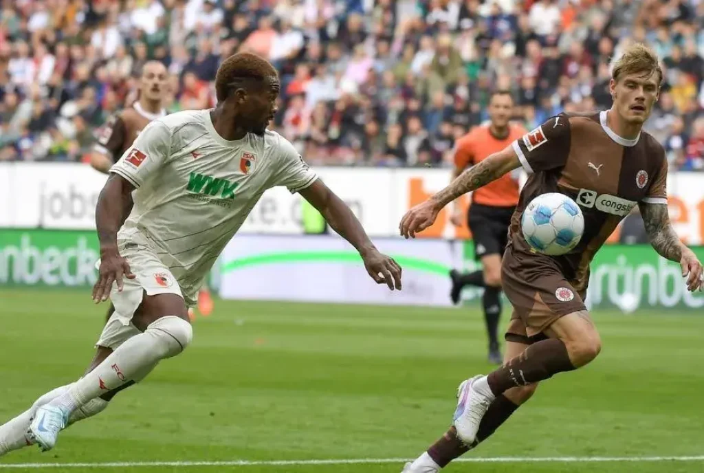 Udrží sérii neporazitelnosti? St. Pauli v neděli hostí Augsburg!