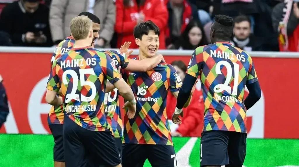 Mainz se trápí, ale na St. Pauli umí. Prolomí šňůru?