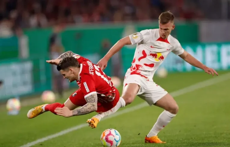 Ven z krize: Zvedne se Lipsko proti rozjetému Freiburgu?