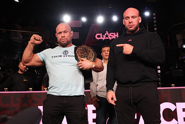 Kde sledovat Clash 15