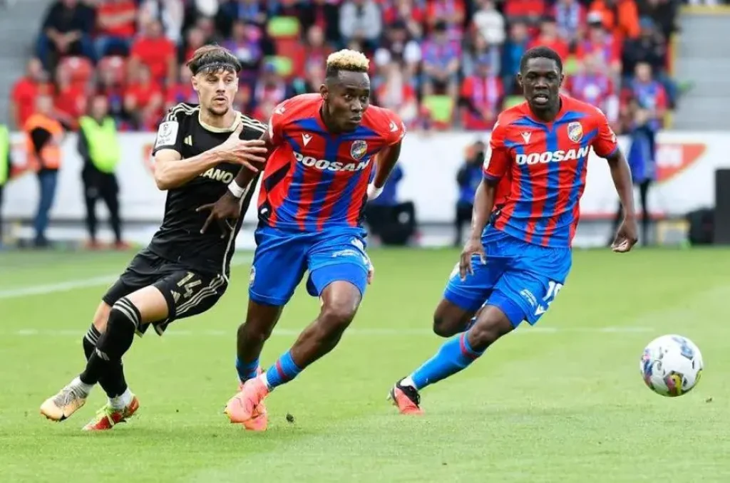 Plzeň vs Sparta: Řežba o titul jde do finále, jak vsadit na super šlágr?