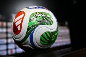 Míč MS ve fotbale 2026 trionda