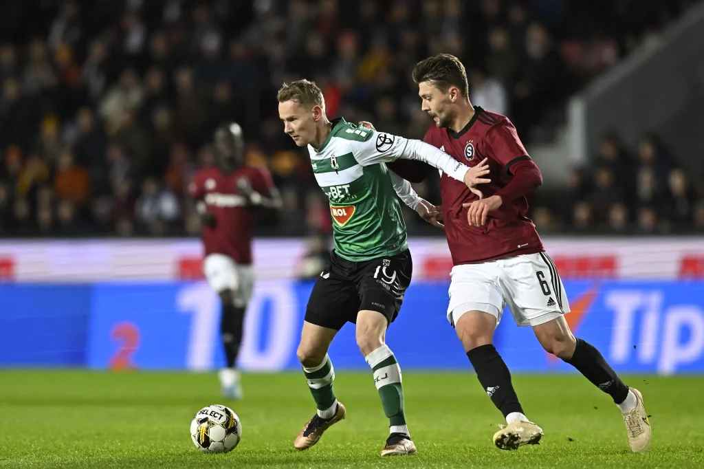 Titul se vzdaluje: Sparta v Jablonci musí vyhrát!