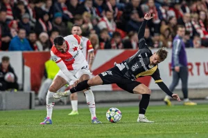 Tribuna Sever zpět na scéně: Prolomí mistrovská Slavia prokletí s Hradcem?