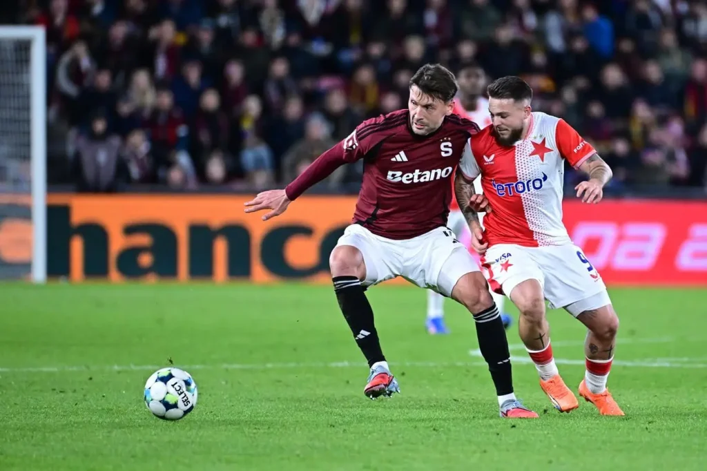 Slavia porazí Spartu a obhájí titul. Nebo ne? 317. derby pražských "S" je tu!