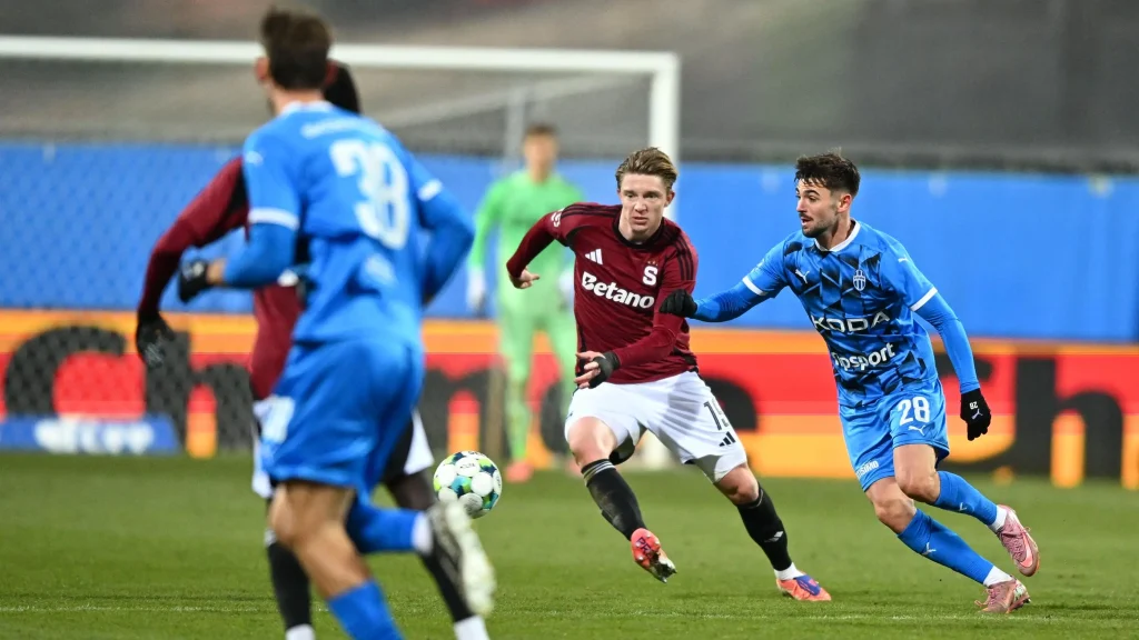 Po Lyonu jede Sparta do Boleslavi, která ještě neprohrála