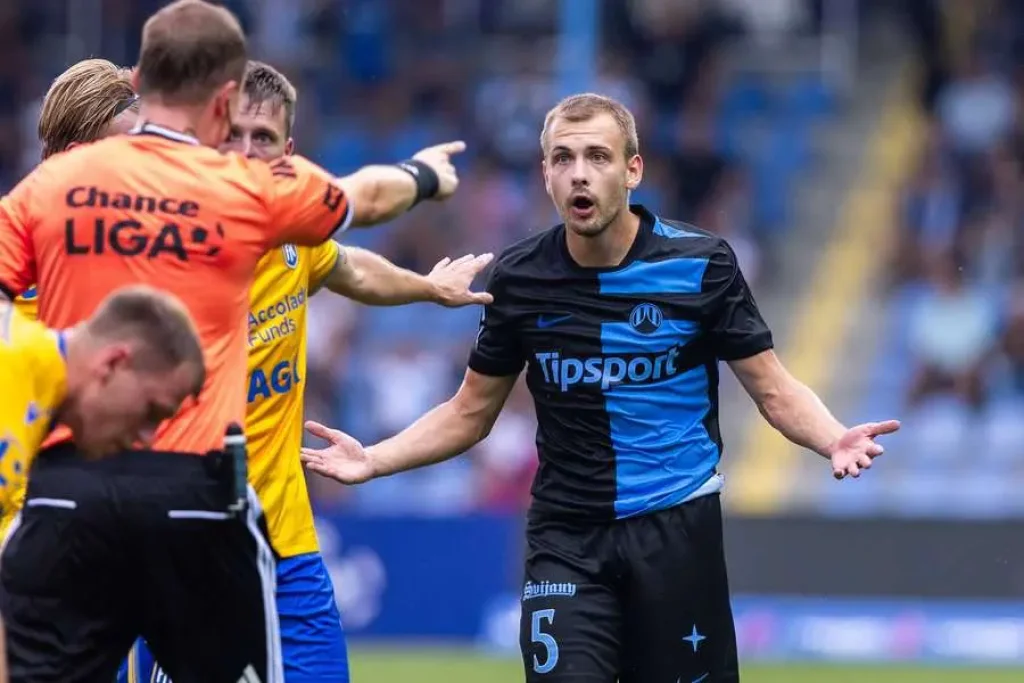 Senzační Zbrojovka po návratu mezi elitu kosí favority! Co na to Slovan v páteční předehrávce?