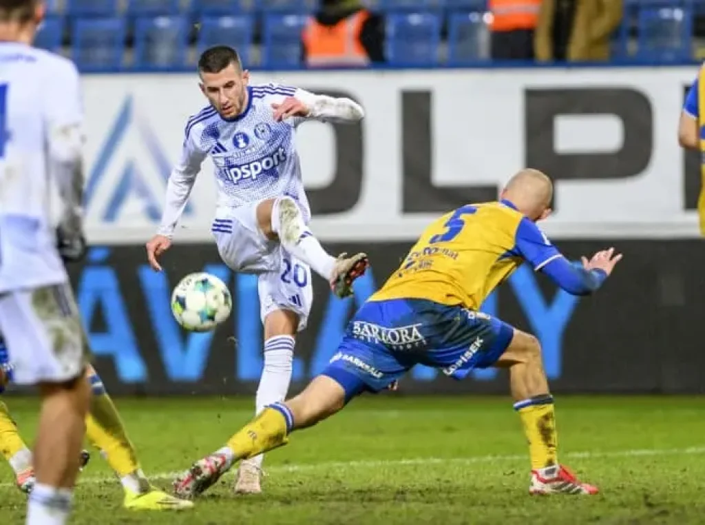 Tepličtí přivítají na Stínadlech souseda v tabulce Sigmu Olomouc!