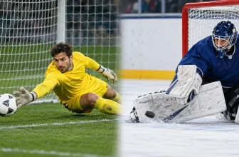 Fotbalový a hokejový brankář při zákroku proti střele na branku